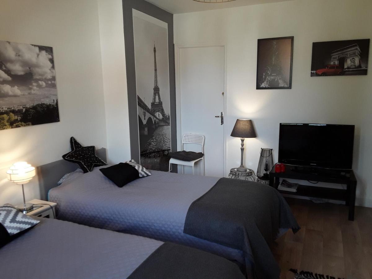 Clos Du Bourg Bed & Breakfast Saint-Cyr-en-Val Dış mekan fotoğraf